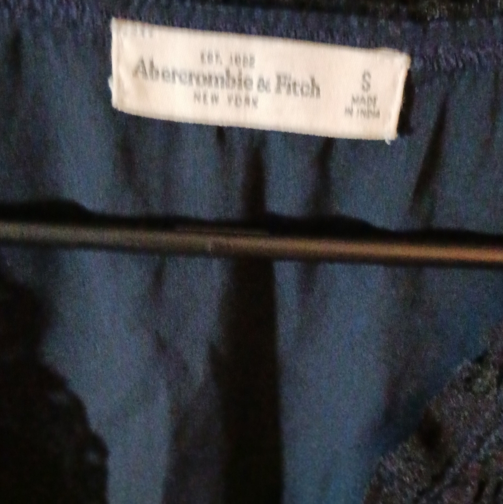 NWOT Abercrombie & Fitch blue lace trim blouse sz sm - Picture 7 of 8